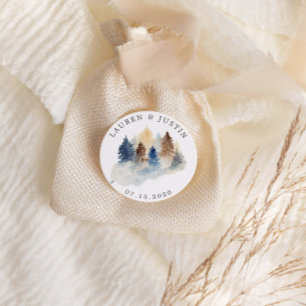 Rustikale Wasserfarben-Bäume mit Monogramm im Gebi Runder Aufkleber