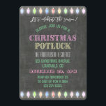 Rustikale Weihnachts Potluck Chalkboard String Lig Einladung<br><div class="desc">Rustikale Weihnachts Potluck Chalkboard String Lights. Ein buntes und fröhliches Design,  um Ihren Freund zur Feier der Saison einzuladen! Verwenden Sie das Tool Anpassen,  um Ifo hinzuzufügen,  Änderungen vorzunehmen. Für passende Artikel,  besuchen Sie bitte meine Weihnachts-Potluck-Sammlung.</div>