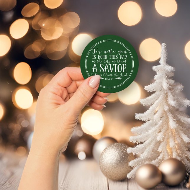 Rustikale Weihnachtsbibel Verse Typografie Grün Runder Aufkleber (Rustic Christmas Bible Verse Typography Green Classic Round Sticker)