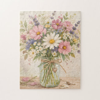 Rustikale Wildblumenbouquet in einer antiken Mason