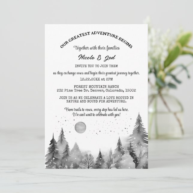 Rustikale Winterpine-Schnee Outdoorsy-Hochzeit Einladung (Stehend Vorderseite)