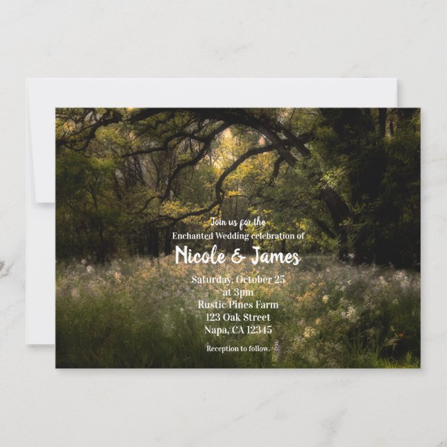 Rustikaler, blumengeschmückter Waldbaum Hochzeitwa Einladung (Vorderseite)