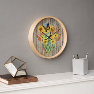 Rustikaler Blumenwand-Dekor im Landhausstil Uhr
