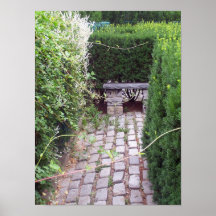 Rustikaler Cobblestone Gartenweg