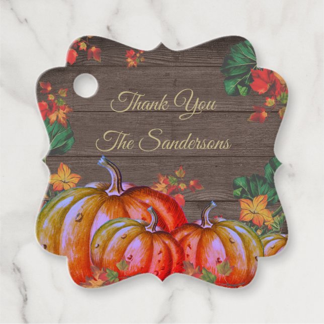 Rustikaler Dank an Orange Pumpkin Herbstlaubs Wood Geschenkanhänger (Vorderseite)