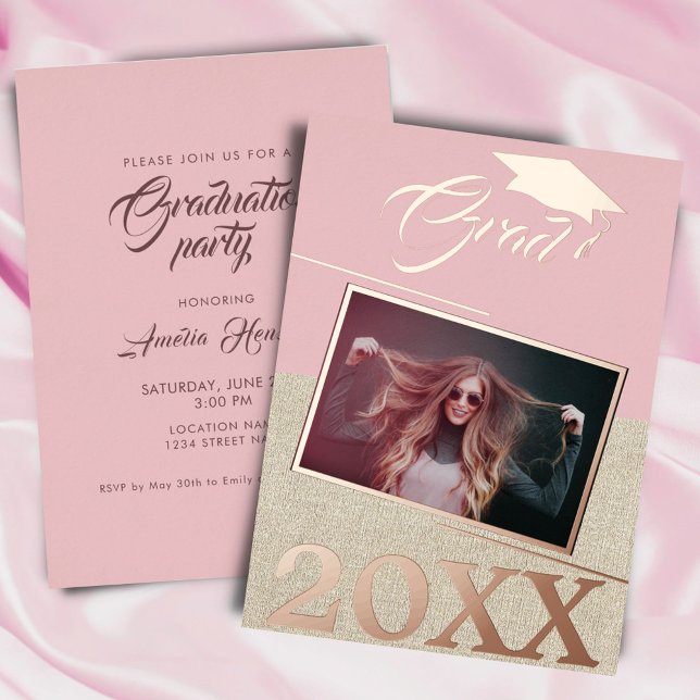 Rustikaler Dusty Pink Graduate Foto Abschluss Folieneinladung (Von Creator hochgeladen)