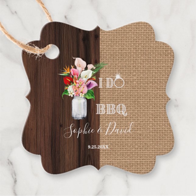 Rustikaler Hawaiianischer Blütenburlap Barn I DO B Geschenkanhänger (Vorderseite)