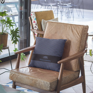 Rustikaler Karierter Monogramm-Bär   Blau Kissen