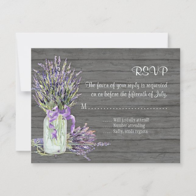 Rustikaler Mason Jar Lace in Lavender Floral RSVP Karte (Vorderseite)