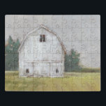 Rustikaler Stall Puzzle<br><div class="desc">Rustikaler Barnyard I von Ethan Harper. Weiße rustikale Scheune auf einem Feld mit Bäumen.</div>