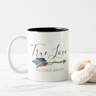 Rustikaler Türkisfederpfeil Boho-Chic Wahre Liebe Zweifarbige Tasse