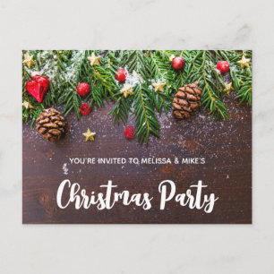 Rustikaler Weihnachtstisch mit Pine & Snow Einladu Einladungspostkarte