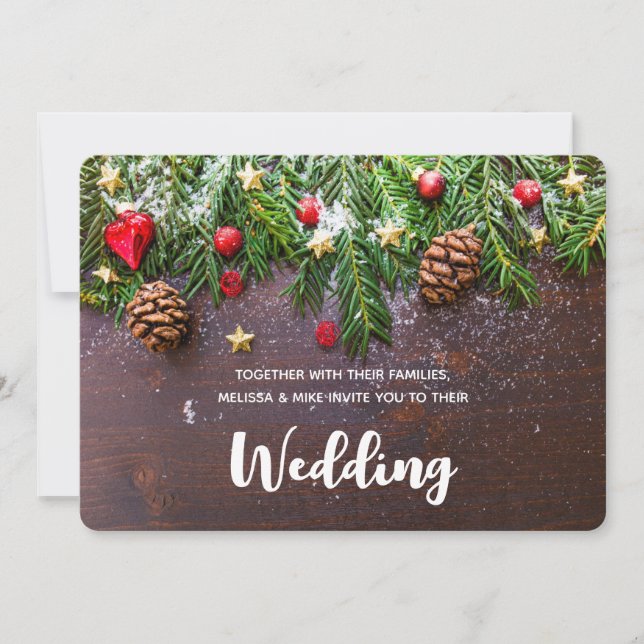 Rustikaler Weihnachtstisch mit Pine & Snow Hochzei Einladung (Vorderseite)
