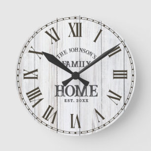 Rustikaler weißer Holzmaserungs-Familienname Runde Wanduhr