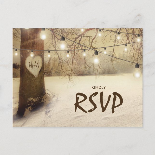 Rustikaler Winterbaum Twinkle Lights Wedding RSVP Einladungspostkarte (Vorderseite)