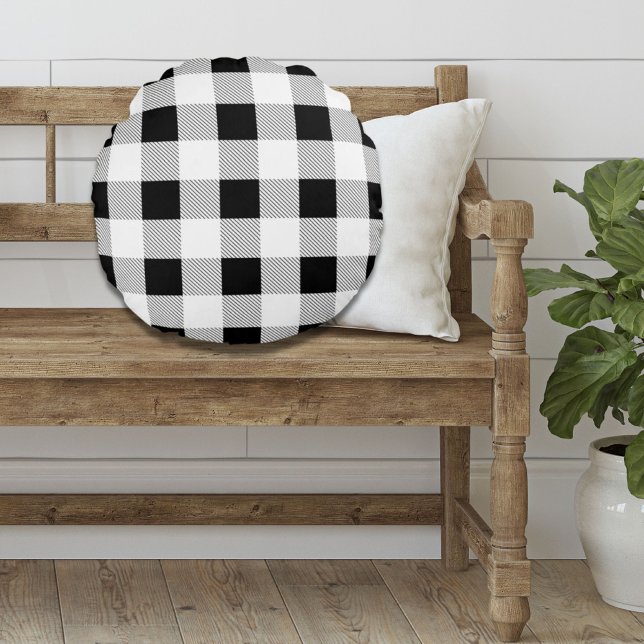 rustikales Bauernhaus elegant schwarzweiß kariert Rundes Kissen (rustic farmhouse chic black and white plaid round pillow)
