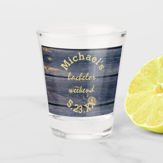 Rustikales Blauholz | Bachelor Weekend Monogram Schnapsglas (Vorderseite)