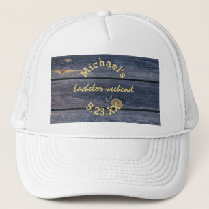 Rustikales Blauholz Bachelor Weekend Monogram Truckerkappe