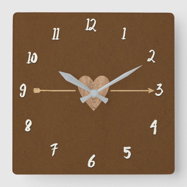 Rustikales Brown Kraft Wood Heart & Arrow Quadratische Wanduhr (Vorderseite)