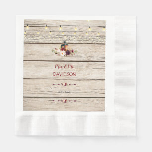 Rustikales Burgund Floral Lantern Alter Stall Hoch Serviette