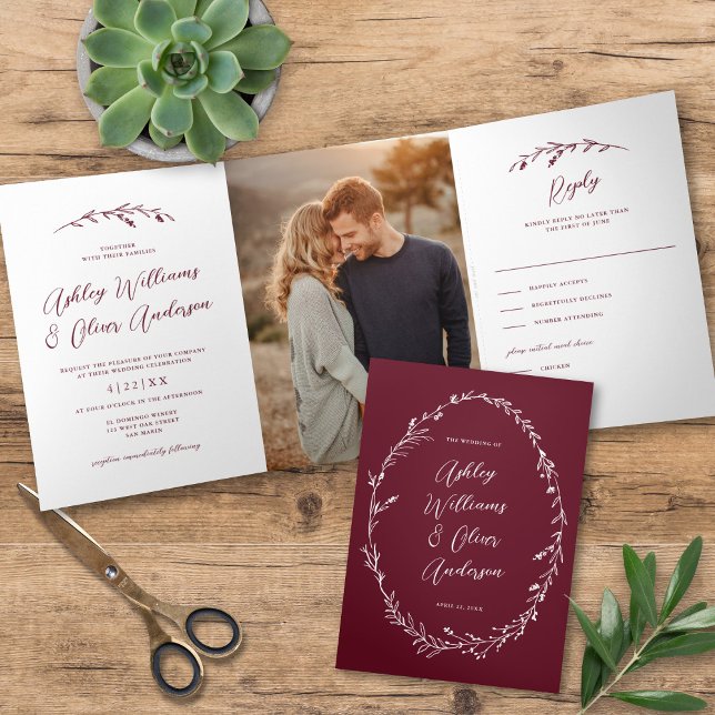 Rustikales Burgund Wildblume Boho Foto Wedding Dreifach Gefaltete Einladung (Von Creator hochgeladen)