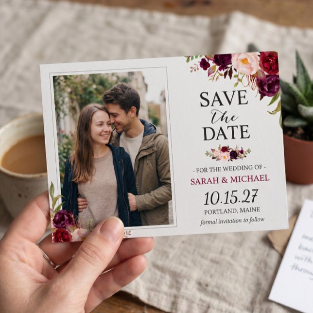 Rustikales Burgundy Blush Save the Date Foto (Von Creator hochgeladen)