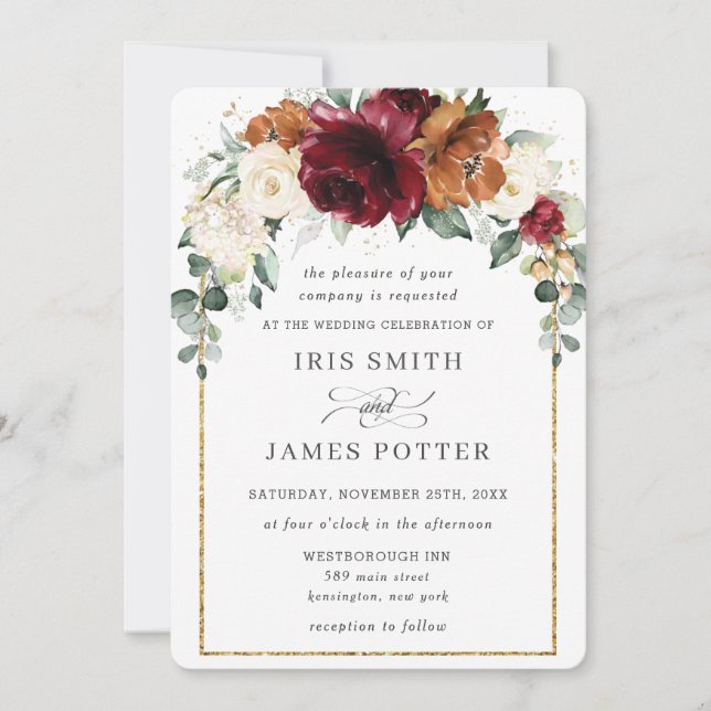 Rustikales Burgundy Burnt Orange Ivory Floral Wedd Einladung (Vorderseite)