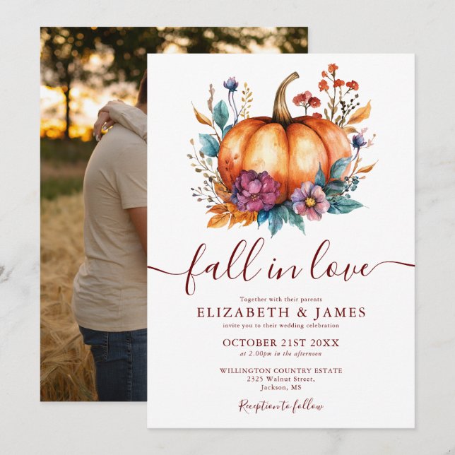 Rustikales Burgundy Fall in Liebe Pumpkin Foto Hoc Einladung (Vorne/Hinten)