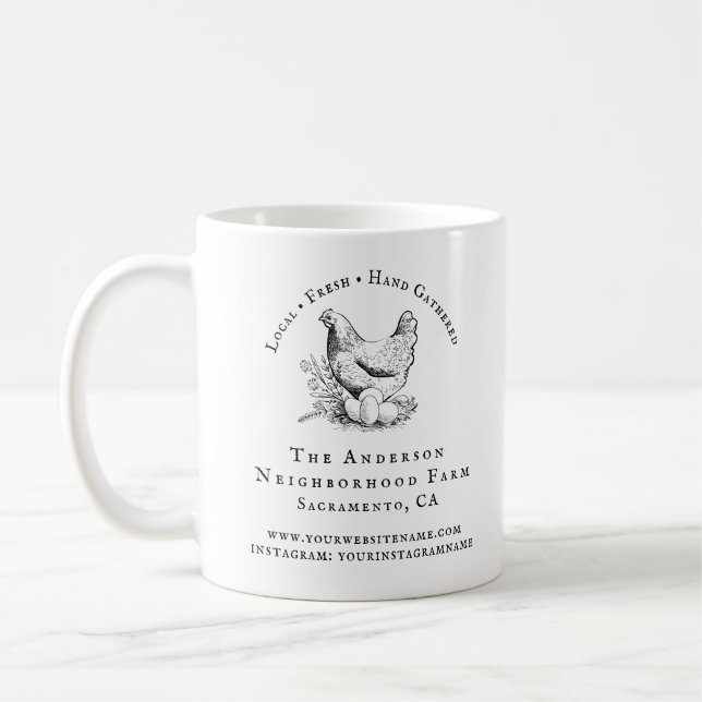 Rustikales Chicken Script Familienunternehmen Kaffeetasse (Links)