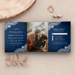 Rustikales Country Navy Blue Wood Lace Wedding Fot Dreifach Gefaltete Einladung