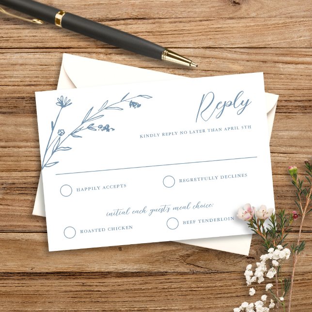 Rustikales Elegant Dusty Blue Wildblume Wedding RSVP Karte (Von Creator hochgeladen)