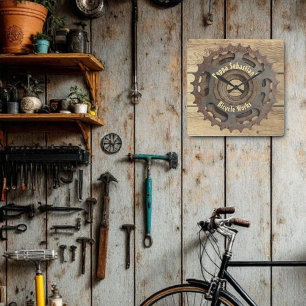Rustikales Fahrradgetriebe-Sprocket-Vorhängeschild Quadratische Wanduhr