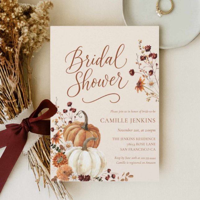 Rustikales Fall Floral Brautparty Einladung (Rustic Orange Pumpkin Fall Bridal Shower invitation)