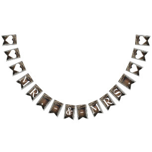 Rustikales Fass beleuchtet Spitze-Gipskraut-Herrn Wimpelkette