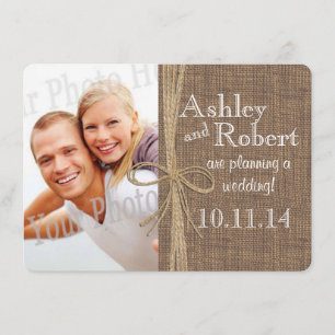 Rustikales Foto mit Spitzen und Bindfäden Save the Date