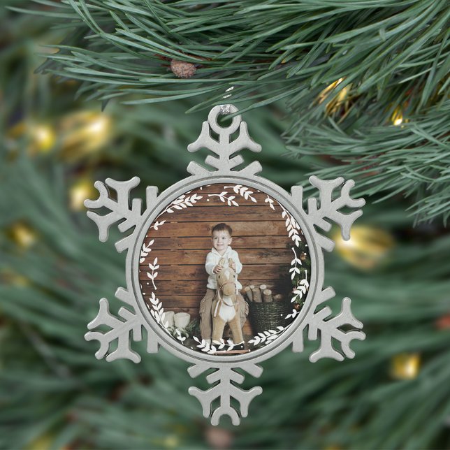 Rustikales Foto Schneeflocken Zinn-Ornament (Von Creator hochgeladen)