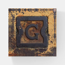 Rustikales G Monogramm mit Bronze- und Gold-Akzent