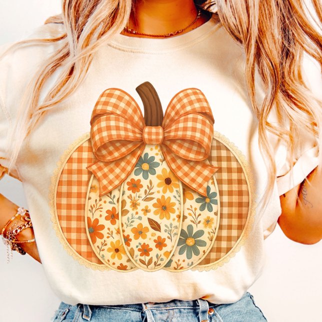 Rustikales Gingham Autumn Pumpkin T-Shirt (Von Creator hochgeladen)
