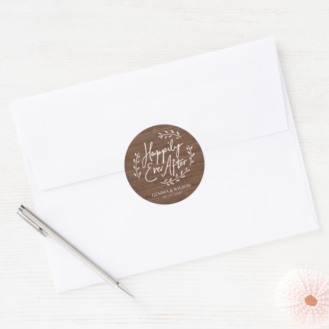 Rustikales Glück je nach Personalisierter Hochzeit Runder Aufkleber (Umschlag)