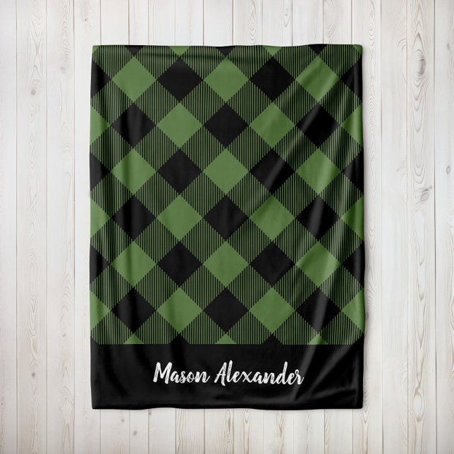 Rustikales Green und Black Buffalo Karo Monogram Fleecedecke (Von Creator hochgeladen)