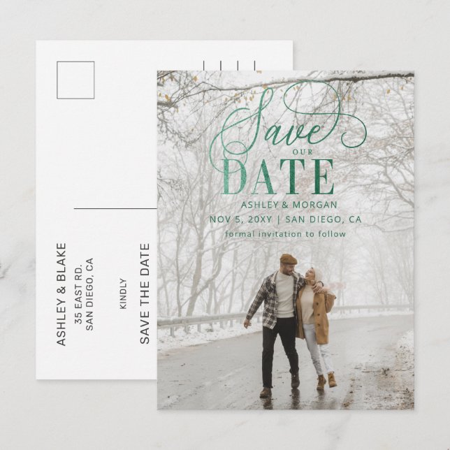Rustikales grünes Skript-Foto Save the Date Ankündigungspostkarte (Vorne/Hinten)