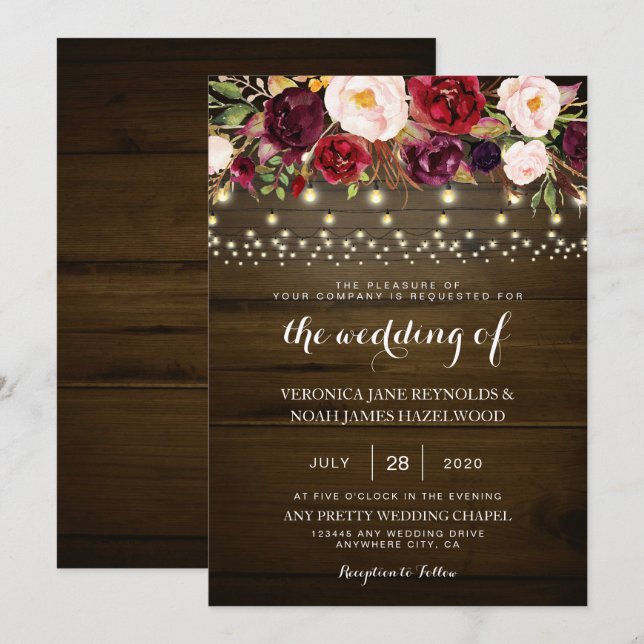Rustikales Hochzeitsholz beleuchtet Burgund-Flora Einladung (Vorne/Hinten)