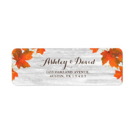 Rustikales Holz | HERBSTLAUB | Hochzeit von Glitze
