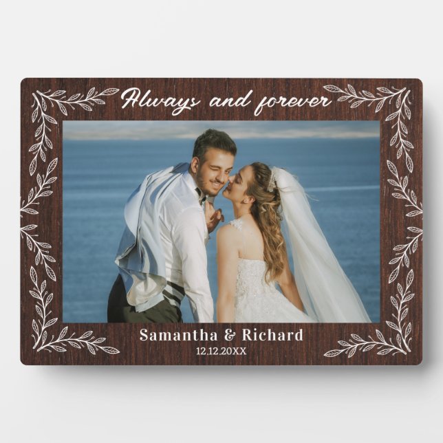 Rustikales Holz immer und für immer Hochzeitliches Fotoplatte (Vorderseite)