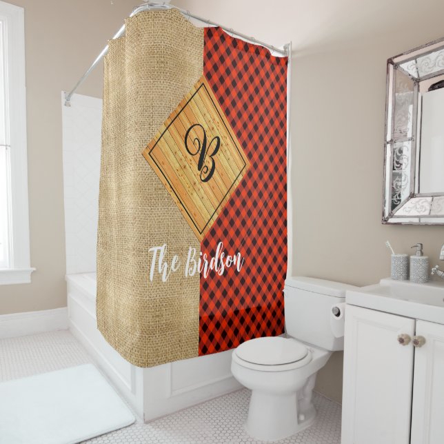 Rustikales Holz Kariert Burlap, Name Mit Monogramm Duschvorhang (Beispiel)