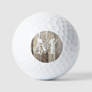 Rustikales Holz Mit Monogramm Golfball