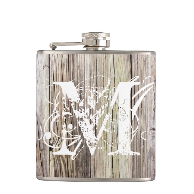 Rustikales Holz Mit Monogramm Vinyl Wrapped Flask Flachmann (Vorderseite)