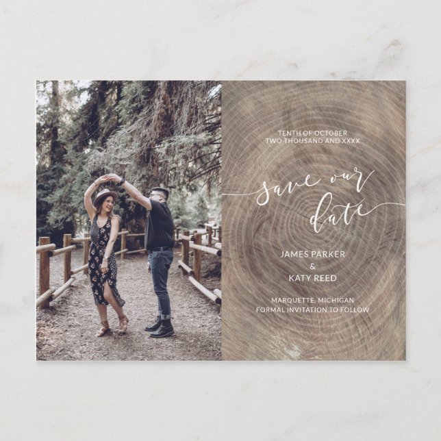 Rustikales Holz Save the Date Foto Postkarte (Vorderseite)