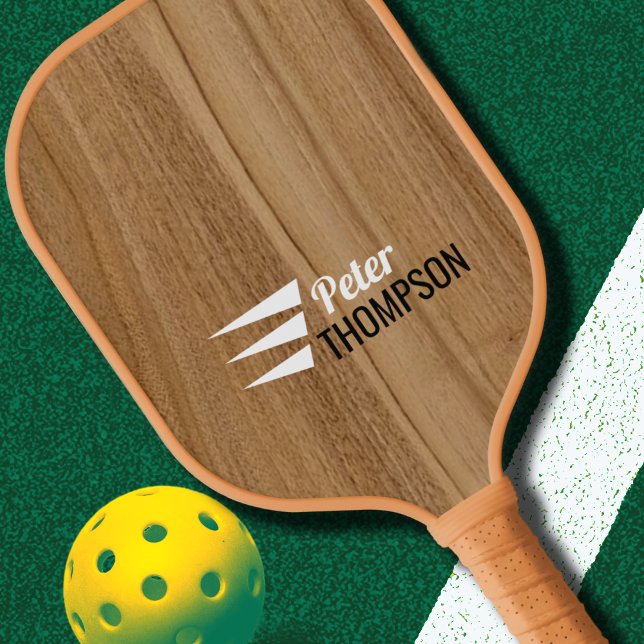 Rustikales Holz Tan Paddel mit Namen Pickleball Schläger (Von Creator hochgeladen)