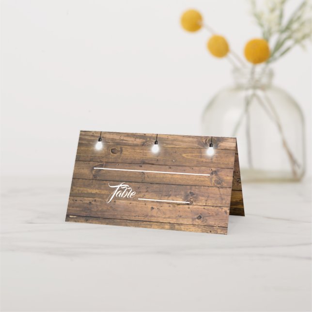 Rustikales Holz Twinkle Lights Lace Wedding Platzk Platzkarte (Vorderseite)